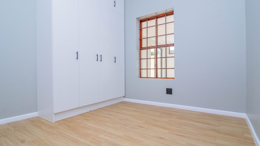 3 Bedroom Property for Sale in Sandbaai Western Cape